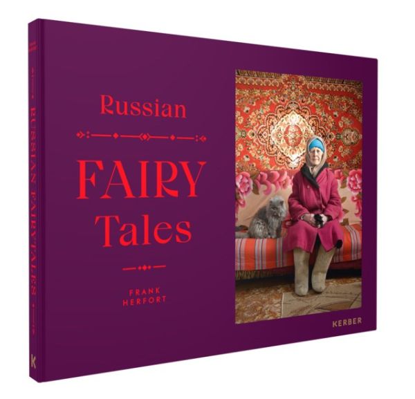 Book cover of Frank Herfort: Russian Fairytales; with a figure sitting on a sofa with a grey cat. Published by Kerber.