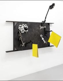 Book cover of Thomas Bang, Apparatus for Unstable Conditions, with green sculptural wood wall art titled 'Interloper, No. 1'. Published by Kerber.