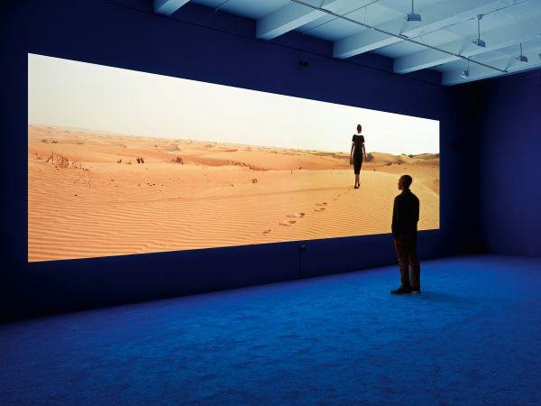 Black cover of 'Isaac Julien, Playtime', by Kerber.