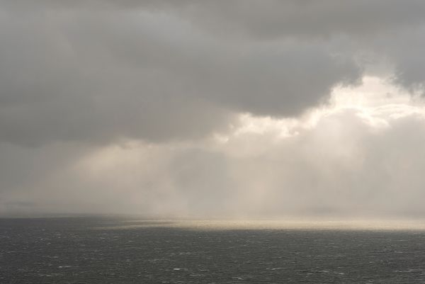 Book cover of Sylvie Leblanc: H2O-scapes, with a serene image of the sea. Published by Kerber.