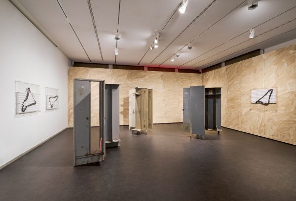 Book cover of Luiza Margan: Cache, with swishes of brown paint. Published by Kerber.