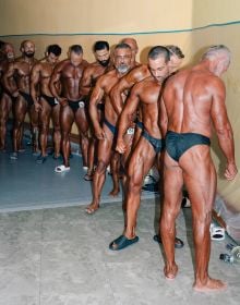 I Am Not Like Me. Versions of Becoming