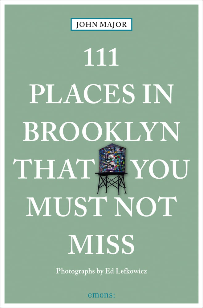 Book cover of 111 Places in Brooklyn That You Must Not Miss'; with a stained glass water tower. Published by Emons Verlag.