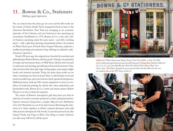 Book cover of 111 Places in New York That You Must Not Miss, with a red apple. Published by Emons Verlag.