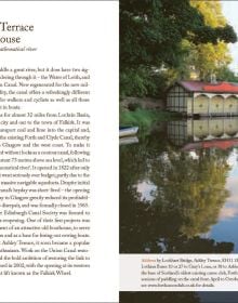 Book cover of 111 Places in Edinburgh That You Shouldn’t Miss, featuring a Scottish castle. Published by Emons Verlag.