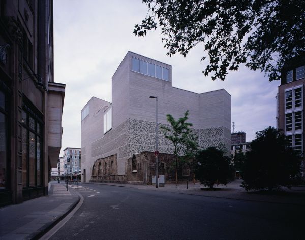 Book cover of Peter Zumthor: Therme Vals. Published by Scheidegger & Spiess.