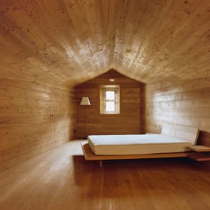 Book cover of Close-up - Ruch & Partner Architects 1994-2016, featuring a stone structure with mountainous landscape behind. Published by Scheidegger & Spiess.