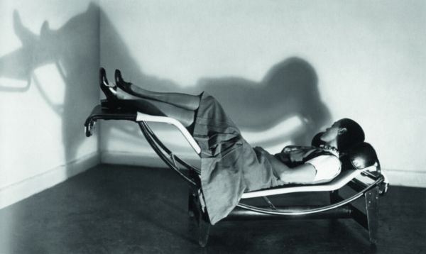 Study for Red Woman and Green Ball painting by Le Corbusier, Le Corbusier Lezioni di Modernismo in white font to centre.