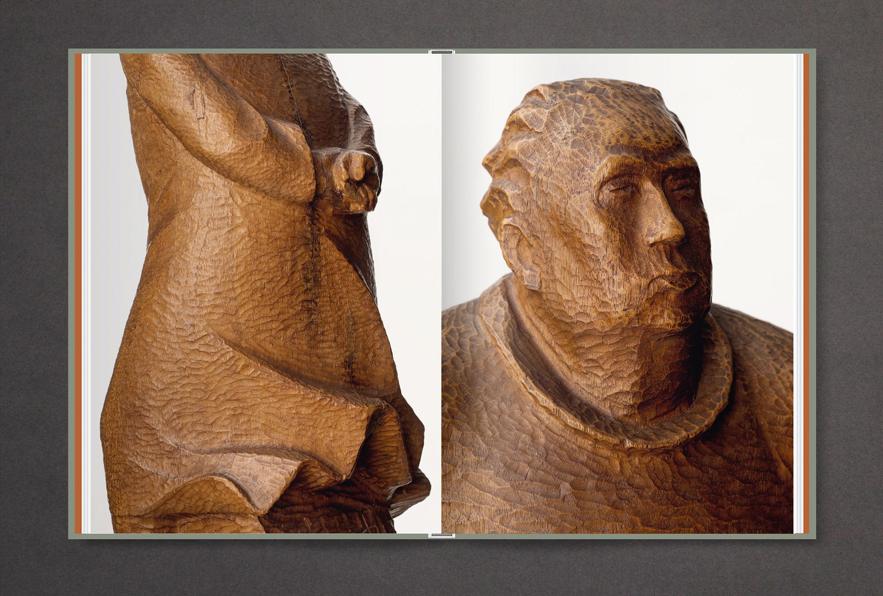 Book cover of Ernst Barlach Die Holzer, Woodwork, with elegant chestnut wood carving of face. Published by Verlag Kettler.