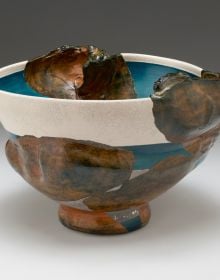 Book cover of Infinite Place: The Ceramic Art of Wayne Higby. Published by Arnoldsche Art Publishers.