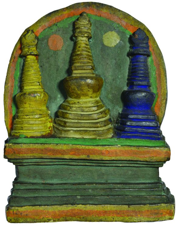 Book cover of Tsha-Tsha: Votivtafeln aus dem buddhistischen Kulturkreis; featuring a Buddhist art object. Published by Arnoldsche Art Publishers.