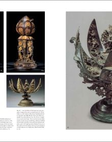 Book cover of Buddhist Ritual Art of Tibet: A Handbook on Ceremonial Objects and Ritual Furnishings in the Tibetan Temple; featuring a gold Tibetan Buddha statue inside lotus flower sculpture. Published by Arnoldsche Art Publishers.