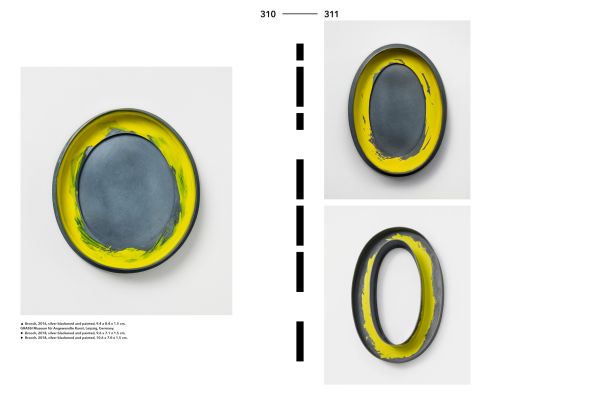 Book cover of Therese Hilbert RED. Published by Arnoldsche Art Publishers.