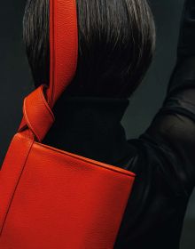 Book cover of TSATSAS, past present future, with a large black leather bag on metal stand. Published by Arnoldsche Art Publishers.