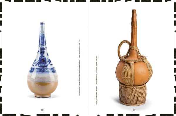 Book cover of Aufgetischt: Eine kulinarische Weltreise. Zur Kultur des Essens und Trinkens; featuring a metal contraption and a brown paper bag. Published by Arnoldsche Art Publishers.