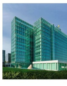 Book cover of Crazy About Rolex: All the Things We Love About Rolex. And Everything Else.; featuring a Rolex watch. Published by RAMP.