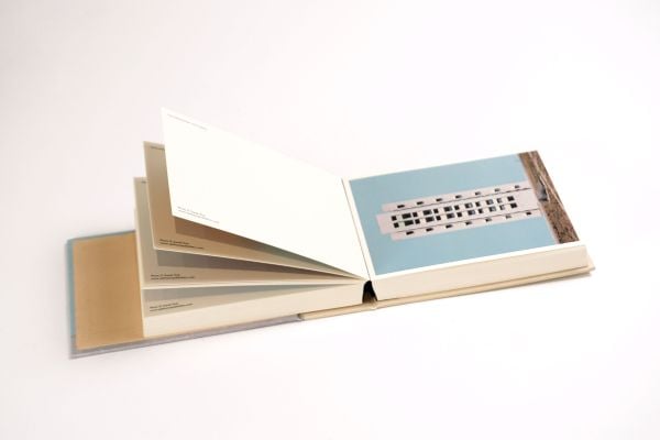 Book cover of 100 Places in Berlin', with a Columbia Theater, Berlin. Published by Seltmann Publishers.