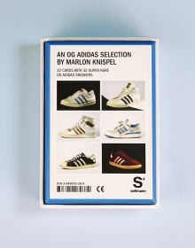 Book cover of True Originals: Quartets and top trumps, with a white adidas sneaker with blue stripes. Published by Seltmann Publishers.
