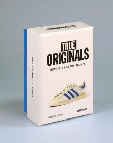 Book cover of True Originals: Quartets and top trumps, with a white adidas sneaker with blue stripes. Published by Seltmann Publishers.