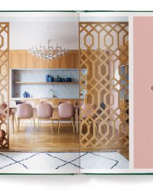 Book cover of Modern Glam: Glamorous Home Inspiration, with a gold and green Art Deco style interior with green velvet scallop chair. Published by teNeues Books.
