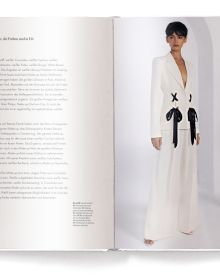 Book cover of The White Book: Fashion, Styles & Stories. Published by teNeues Books.