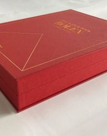 Book cover of The Watch Book Rolex: Luxury edition. Published by teNeues Books.