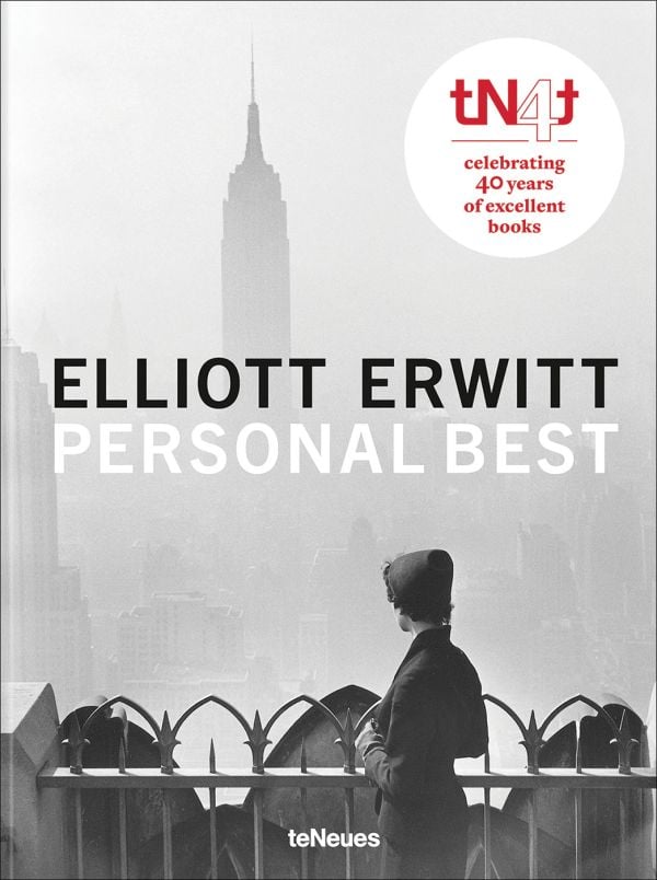 Book cover of Personal Best, featuring Elliott Erwitt's photograph titled 'New York City, 1955. Published by teNeues Books.