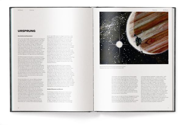 Book cover of Voyager: Photographs from Humanity's Greatest Journey. Published by teNeues Books.