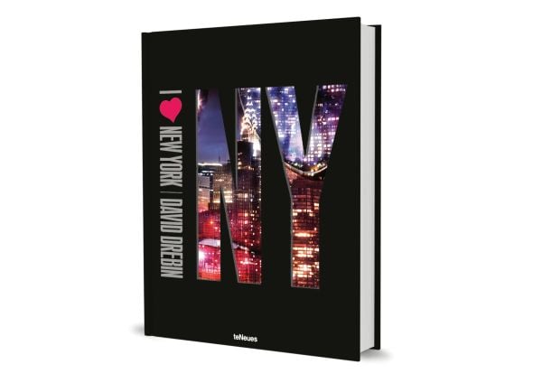 Book cover of I Love New York; featuring the city's skyscrapers. Published by teNeues Books.