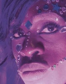 Book cover of Gaëlle Choisne, Temple of Love, featuring a black woman holding piece of pale blue fabric near head. Published by Verlag Kettler.