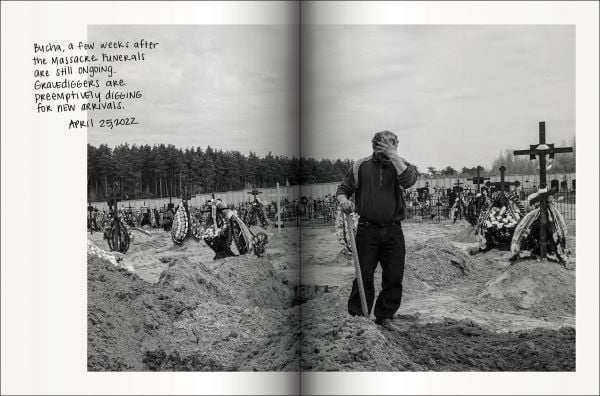 Black book cover of Byron Smith: Testament ’22, with top of building. Published by Verlag Kettler.