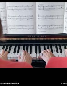 Book cover of Silke Schönfeld: You can't make this up. Published by Verlag Kettler.