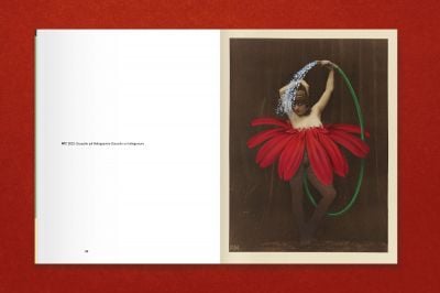 Book cover of Ruth Marten: All about Eve, featuring a nude female holding a pose. Published by Verlag Kettler.