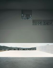 Book cover of a+u 21:05, 608: S-MAO Sancho-Madridejos Architecture Office. Published by Shinkenchiku-Sha Co., Ltd.