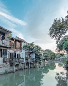 Jiangnan from the Perspective of Cultural Relics