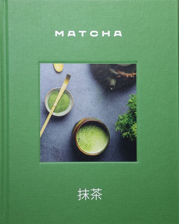 Book cover of Matcha; featuring a bowl of green liquid. Published by Helmin & Sorgenfri.