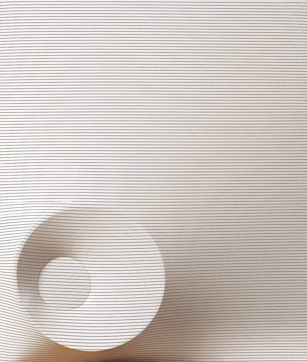 Book cover of Agostino Bonalumi: 1958-2013, with an aerial view of two bowls: one orange and one blue. Published by Silvana.