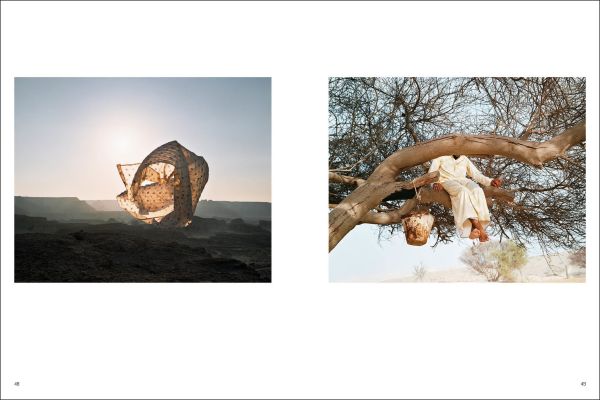 Book cover of Fotografia Europea 2022 : An invincible summer. Published by Silvana.