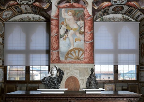 Book cover of Giacometti | Fontana: The Research for the Absolute, with an exhibition room of sculptures. Published by Silvana.