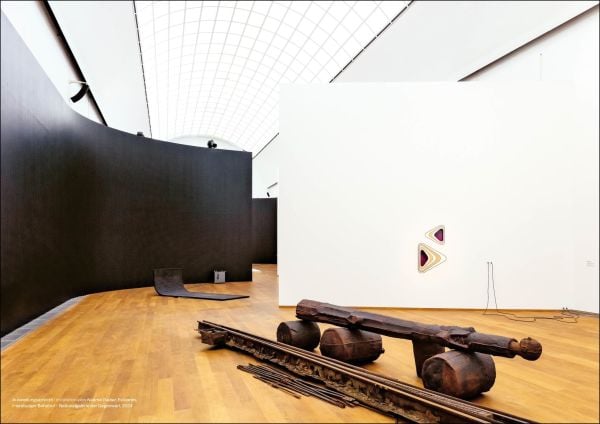 Book cover of Naama Tsabar: Estuaries, with figure shouting at wall, and two figures with arms in holes in wall. Published by Silvana.