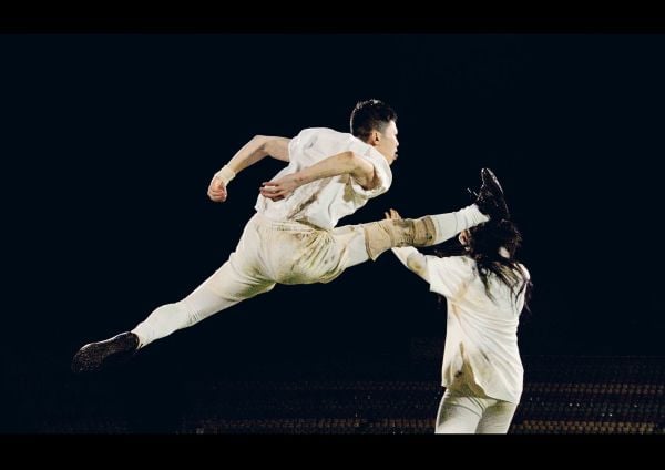 Book cover of Marianna Simnett: Winner, with a person shouting; blood dripping down face. Published by Silvana.