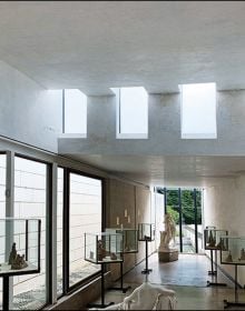 Book cover of Carlo Scarpa: The Message of the Structure, with a wall painting. Published by Silvana.