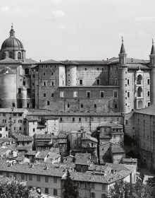 Book cover of Gabriele Basilico: From the Apennines to the Andes, with a Renaissance villa, Villa La Rotonda, with columns. Published by Silvana.