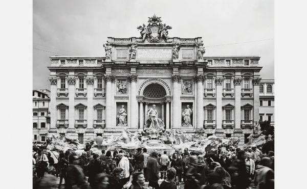 Book cover of Gabriele Basilico: From the Apennines to the Andes, with a Renaissance villa, Villa La Rotonda, with columns. Published by Silvana.