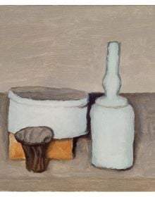 Book cover of The Morandi Museum: Catalogue Raisonné; featuring a painting of a vase of flowers. Published by Silvana.