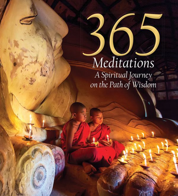 Book cover of 365 Meditations, A Spiritual Journey on the Path of Wisdom, with two young monks in red robes holding lit candles, sitting on a Buddha sculpture. Published by White Star.