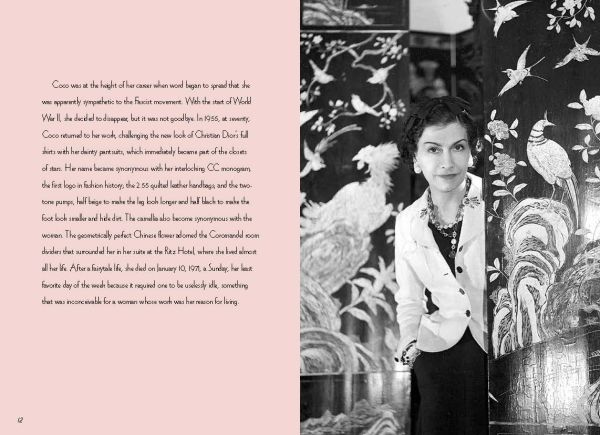 Book cover of Chanel No. 5, The Perfume of a Century, with a perfume bottle. Published by White Star.