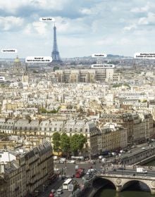 Book cover of Paris: On the Road Architecture Guides, with an aerial map of the city. Published by Forma Edizioni.