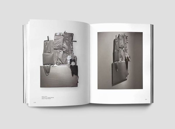 Book cover of Marginalia. Published by Forma Edizioni.