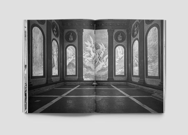 Pale gray and off-white cover of 'Felice Limosani. Pezzi di Pace', by Forma Edizioni.